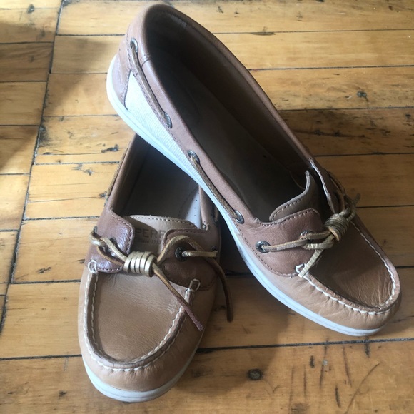 Women’s Sperry Top Sider Barrelfish Boat Shoes - Picture 1 of 6